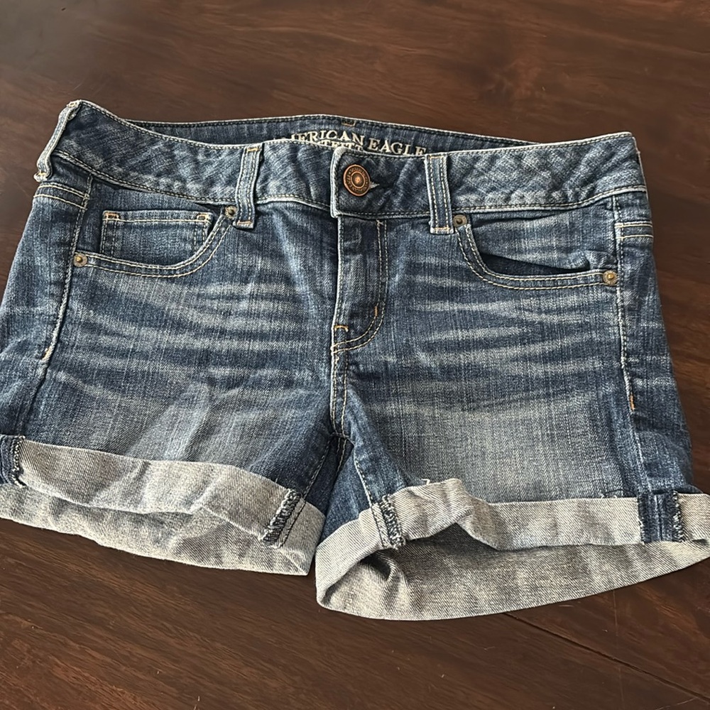 American Eagle stretch size 4 denim shorts